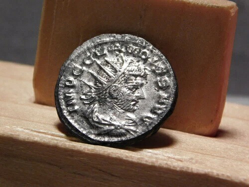クラウディウス2世ゴティクス 268-270年 ローマのコイン