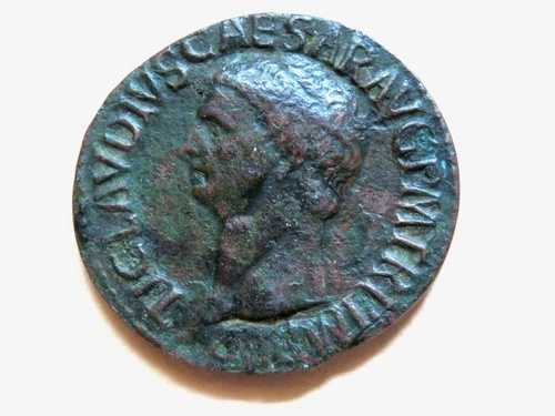 CLAUDIUS A.D.41-54、AE As.. Rev - Libertas が立っていて、頭は右に向いています。gVF..