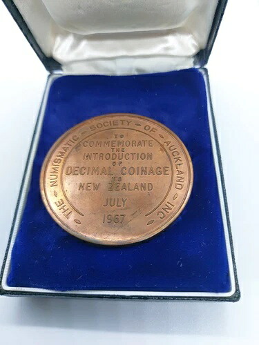 ニュージーランドオークランド貨幣協会 1967年銅メダル - 十進法貨幣への変更