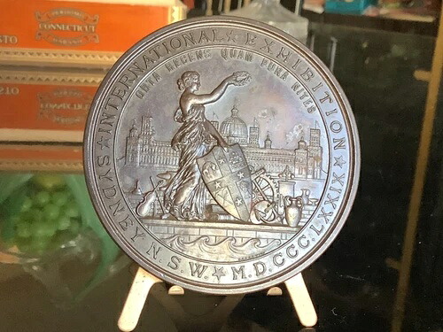 1879年シドニー万国博覧会銅メダル77mm、231グラム。