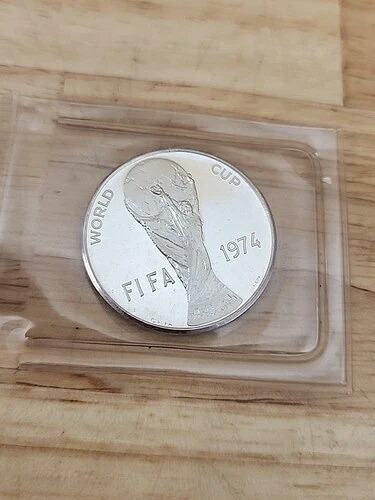 WM74 1974 FIFAワールドカップ シルバーラウンドトロフィー ドイツ 純銀サッカーコイン