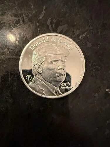 ドナルド・トランプ大統領就任式記念 1オンス .999 純銀コイン（カプセル入り）