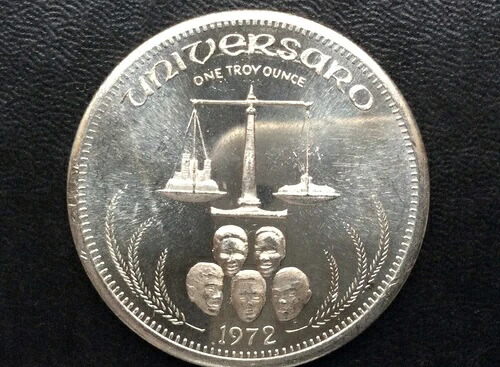 1972年 ユニバーサロ世界貿易銀メダル A2664