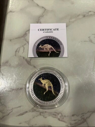 オーストラリア カンガルー 1オンス .9999 シルバー カラーコイン 2016 BU COA 92/100 付き
