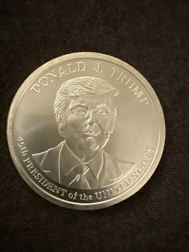 ドナルド・J・トランプ大統領 第45代大統領 BU シルバーラウンド .999 5オンス