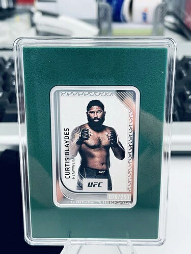 2024- UFCトレーディングコイン - カーティス・ブレイズ - 1オンス シルバープルーフコイン 076/250