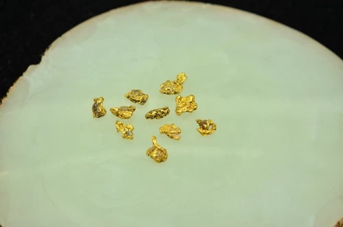 18K-20K イエローゴールド 小さな天然ゴールド ナゲット 2.0グラム-