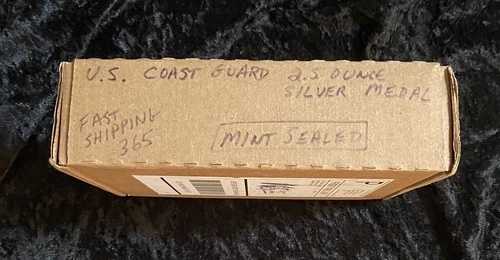 アメリカ沿岸警備隊 2.5オンス 銀メダル (S20MB) 米国造幣局箱入り 未開封