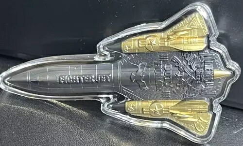 2024 2オンス .999 シルバー戦闘機、黒に金箔押し、素晴らしいジェット機の形!! 69,575円