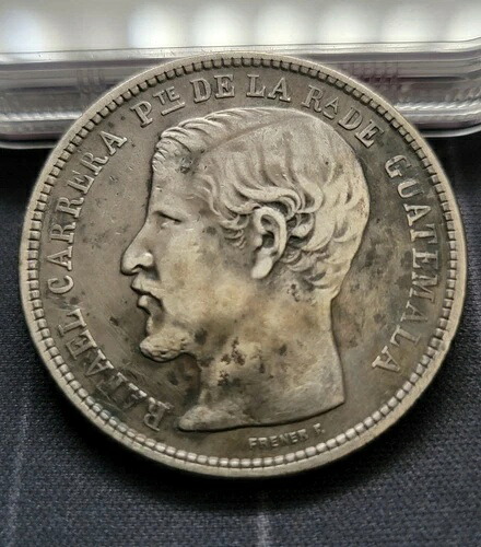 グアテマラ 1864 ウン ペソ銀貨 ?? VF ?? MINTAGE 205,K ???? 1 ペソ ??