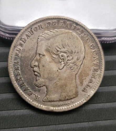 グアテマラ 1870 1 ペソ銀貨 ?? VF ?? MINTAGE 283,K ???? ?? ウンペソ。