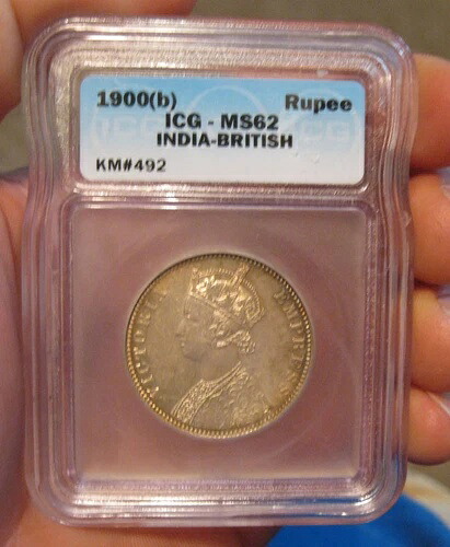 インド - 1900B 銀ルピー (ICG MS 62)