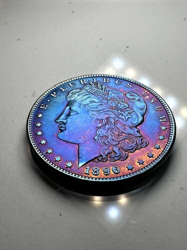 1896年モルガン銀貨 ? 人工虹色調 ? BU光沢 ? 見た目の魅力