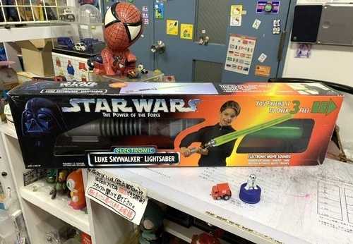 超クールなスターウォーズ登場ルーク限定ライトセーバー委託保管庫