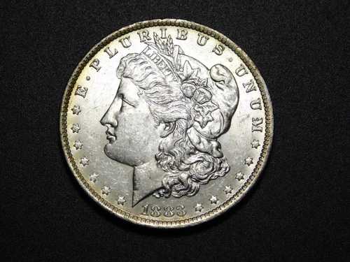 古い銀貨 1883年 O モルガン・ダラー