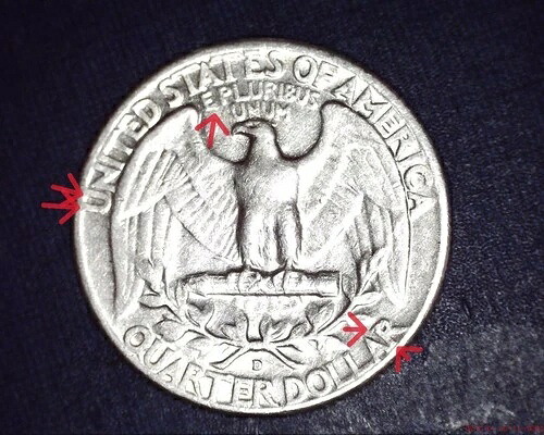 アメリカの希少な1964年製リバティ25セント硬貨、裏面が裏返しになっているエラーあり