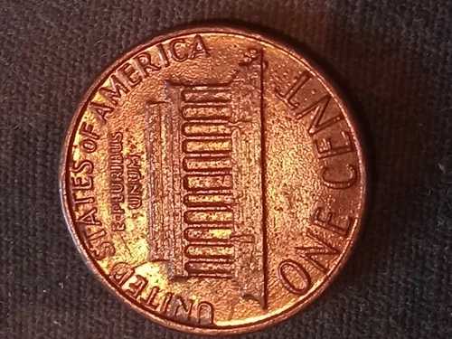 1982年 ペニー貨2枚 ミントマークなし…その他エラーあり。良好なミントコンディション。