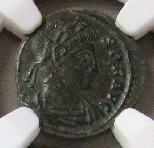 337 - 350 AD ローマ帝国 コンスタンティノス 1 世の息子 BI-NUMMUS NGC CHOICE XF