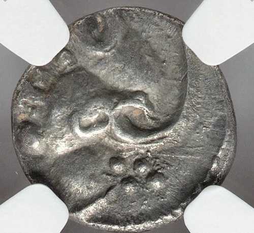 NGC Ch VF、ガリア・アエドゥイ、古代フランス、紀元前50年、ケルト、ケルト人、AR、クィナリウス銀貨