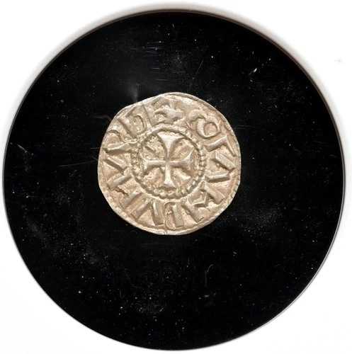 ハンガリー。コロマン、1095-1116年。銀貨デナール、希少な十字型、NGC AU詳細