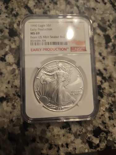 1990年 シルバーイーグル - 初期生産 - NGC MS69 1989年製造