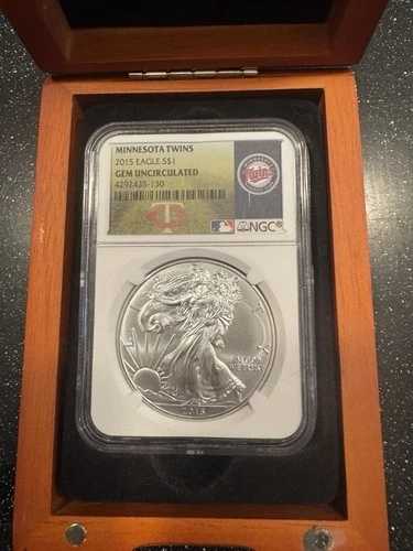 2015年ミネソタ・ツインズ アメリカン・シルバー・イーグル NGC GEM/UNC ウルトラレアラベル