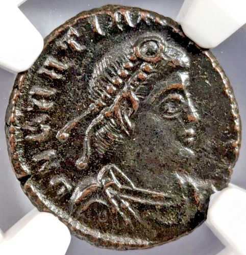 グラティアン 西ローマ帝国 367-383 NGC AU Nummus AE3 兵士 捕虜 Chi Rho