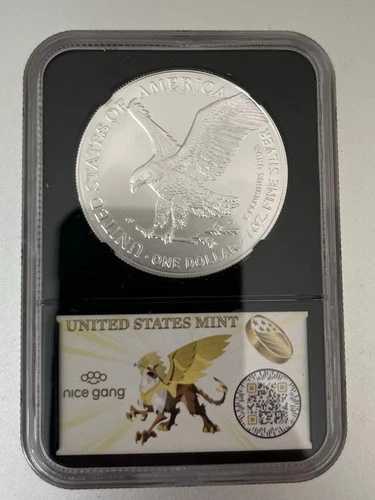 2025年 シルバーイーグル プリヴィ MS70 FDOI NGC 第8紀ラベル ブラックコア