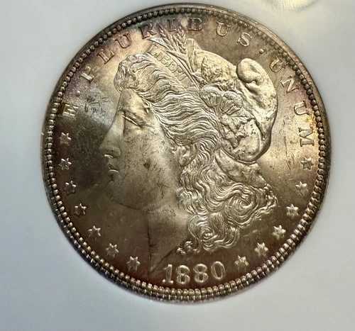 1880-S モルガン銀貨 NGC MS65 ? 鮮やかなレインボートーン、ジェムアンサーキュレート