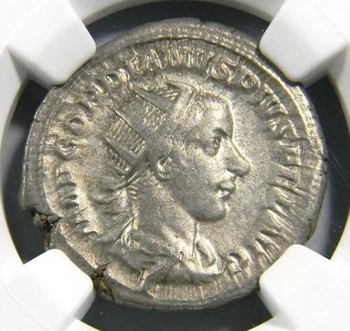 ローマコイン ゴルディアヌス3世、西暦238-244年 AR ダブルデナリウス NGC エクストラファイン 4/5 4/5