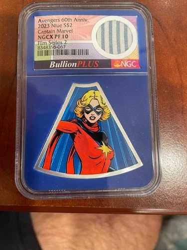 マーベル アベンジャーズ 60周年記念シリーズ - 2023 ニウエ S $2 キャプテン マーベル PF10