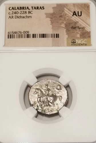カラブリア タラス騎手ディドラクマ NGC AU 古代銀貨