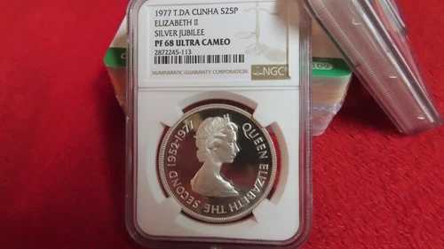 トリスタン ダ クーニャ - エリザベス 2 世 シルバー ジュビリー 25 ペンス 1977 NGC PF68