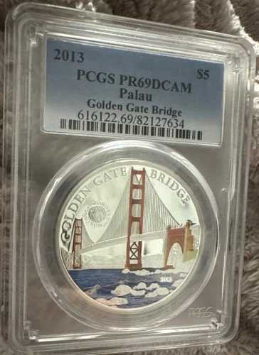 パラオ 2013 $5 / ゴールデン ゲート ブリッジ / PCGS PR69 DCAM / カラフルなシルバーの美しさ!