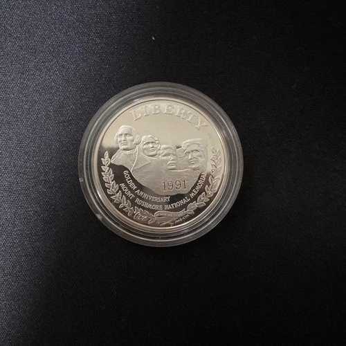 アンティークコイン | ラシュモア山記念銀貨 / 133｜WORLD RESOURCE【QUEEN店】 133,100円