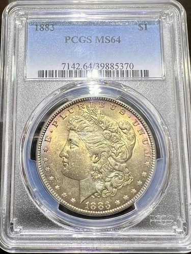 1883-P モルガン銀貨 PCGS MS64 - 素晴らしいグリーン/エメラルドレインボートーン