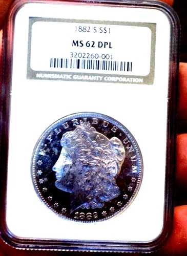 モーガン シルバー ドル 1882 S NGC MS 62 DMPL ブルー クローム モンスター カメオ 衝撃的!