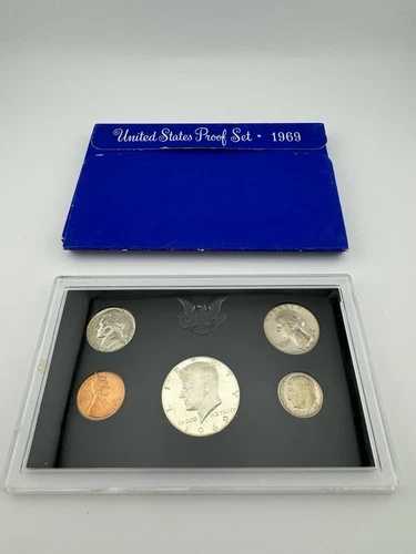 1969年米国造幣局発行のフロスティ・ケネディ・カメオ・ハーフダラー付きプルーフセット
