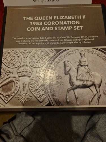 1953年 英国エリザベス2世戴冠式切手・コインセット ? ハットンズ・オブ・ロンドン