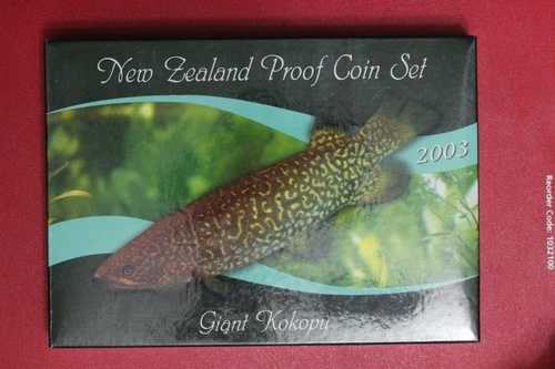 ニュージーランド 2003 UNC プルーフセット（ココプシルバー付き）$5（322/2720/C8）