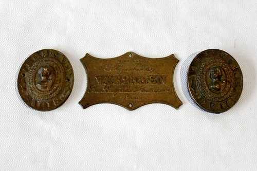 ヴェルスタン・パリ、エクソヌミア、金具/真鍮、1850年頃のミックスロット。希少なセット-