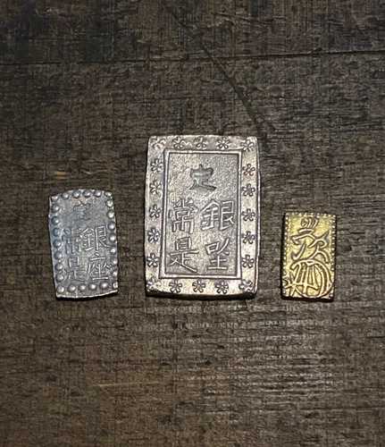 銀と金の日本のサムライ銀座コインバーフルセット1850-1880アンティークセット