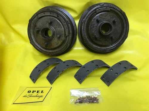 新品 + 純正 オペル カデット B フロント ドラム ブレーキ セット シリンダー アクスル NOS-