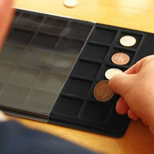 クラシック ブラック シュルツ コイントレイ 35コンパートメント / 35 x 35mm コレクション|WORLD RESOURCE【QUEEN店】
