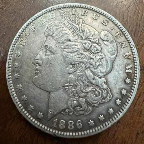 1886年 非常に美しいモルガン銀貨