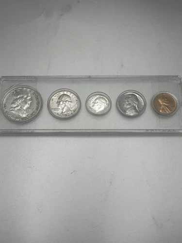 1952年製 銀製プルーフセット（大文字のプラスチックホルダー入り）美しいレインボーニッケル
