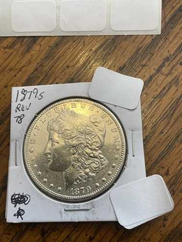1879年製裏面、1878年製優良モルガンの裏面。オークションでご確認ください。