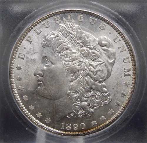 1890 年 \