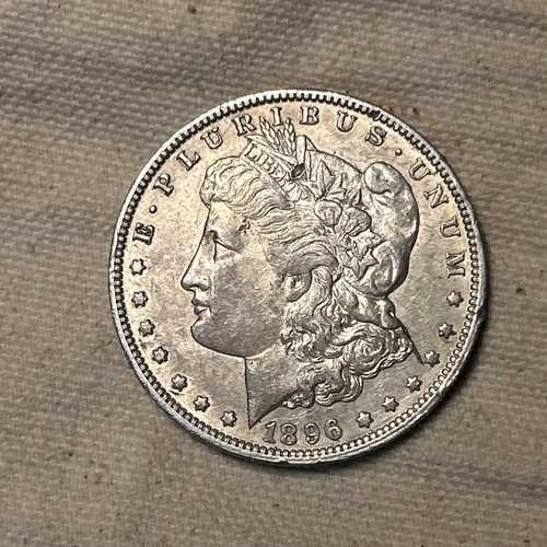 1896-O モーガン シルバードル ~XF/AU クリーニング済み ~美品コイン~