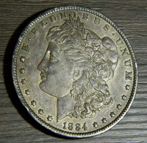 1884 O $1 モルガンドル (AU) ~ VAM 23B (衝突したnとs、Die Brk)~I3、R5~(QRC172P) 40,755円